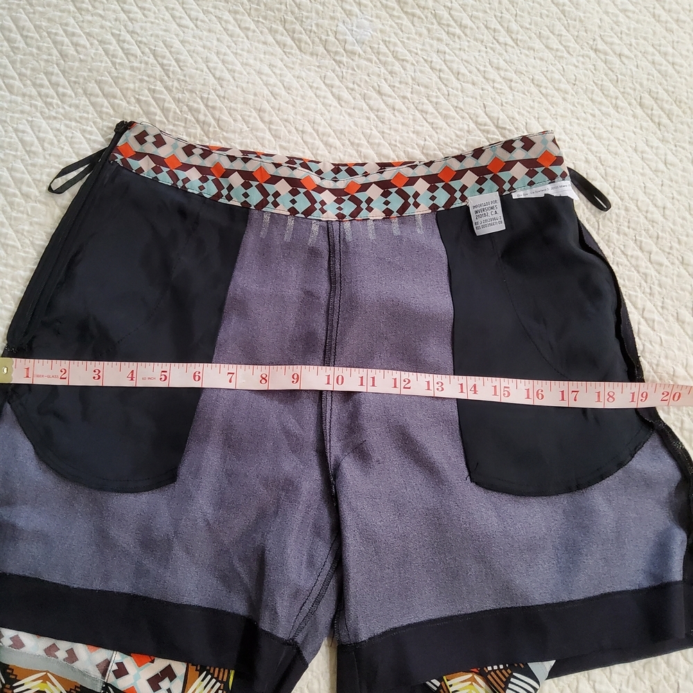 Geometric Patterned Black Skirt - Picture 10 of 12